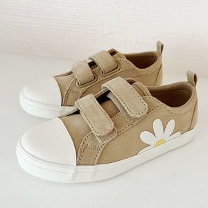 Tan Taupe Daisy Sneakers Old Navy Worn Once